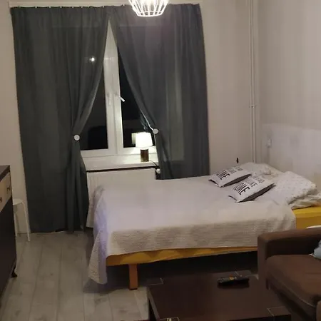 公寓 Apartament Przy Skwerze 格丁尼亚